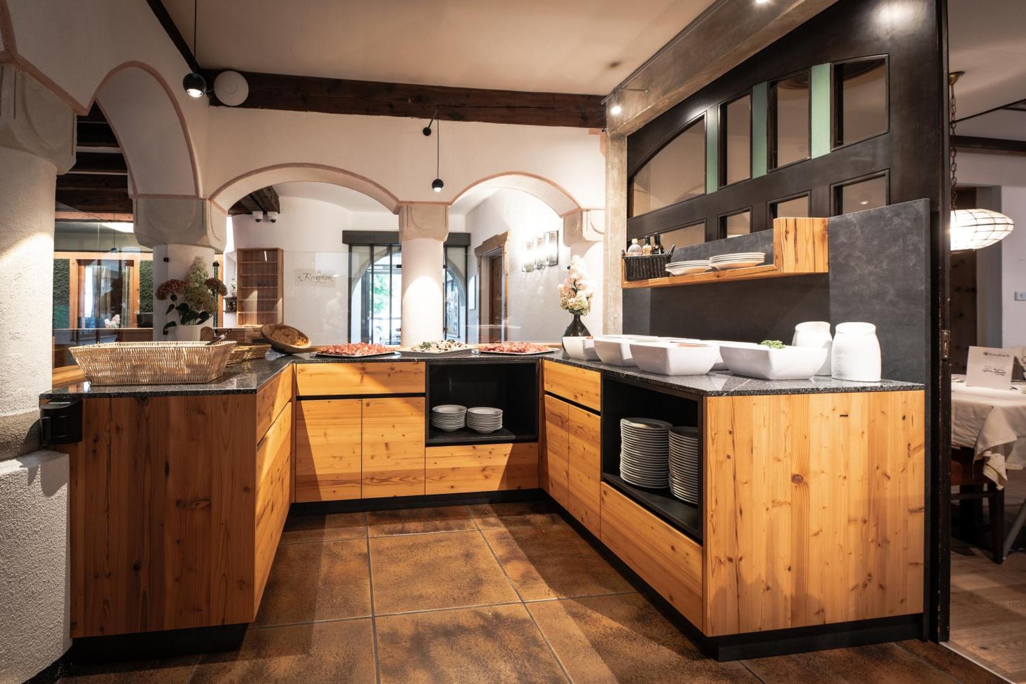 Hotel Gissbach Brunico Extérieur photo