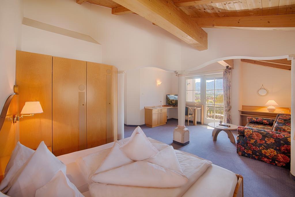 Hotel Gissbach Brunico Extérieur photo